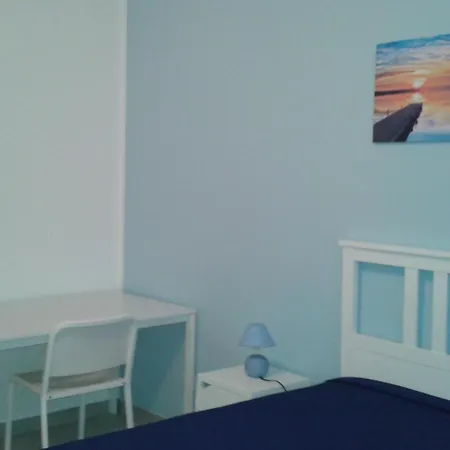 Buonaluna Bed & Breakfast 4*