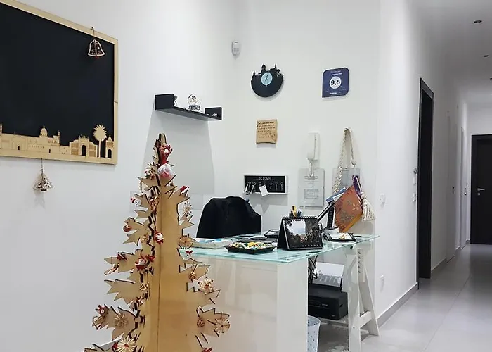 Buonaluna Bed & Breakfast 4*